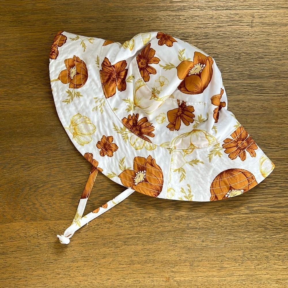 Floral sun hat bucket hat